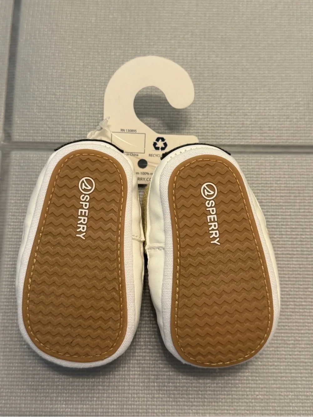 NWT Baby Sperry size 1
